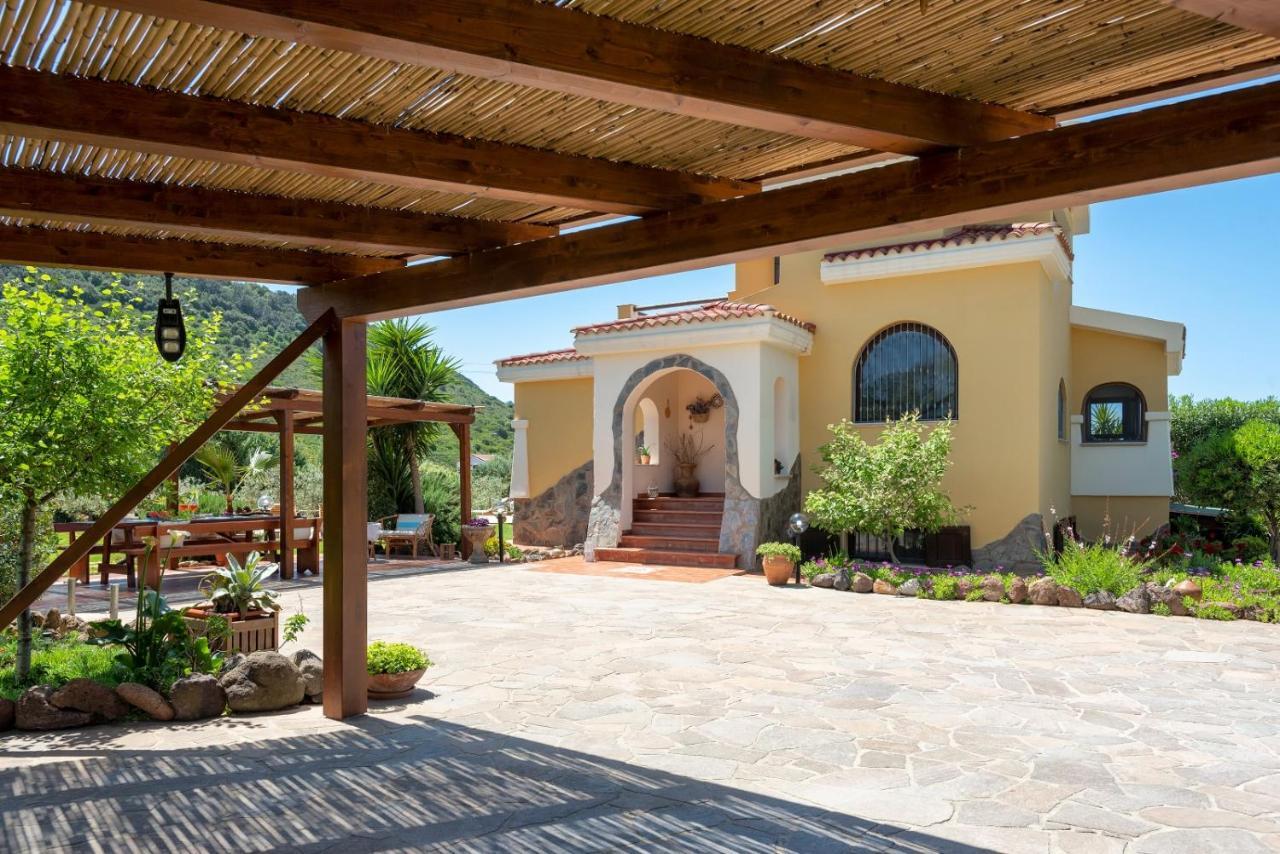Villa Saige , Piscina Con Idromassaggio Alghero Eksteriør billede