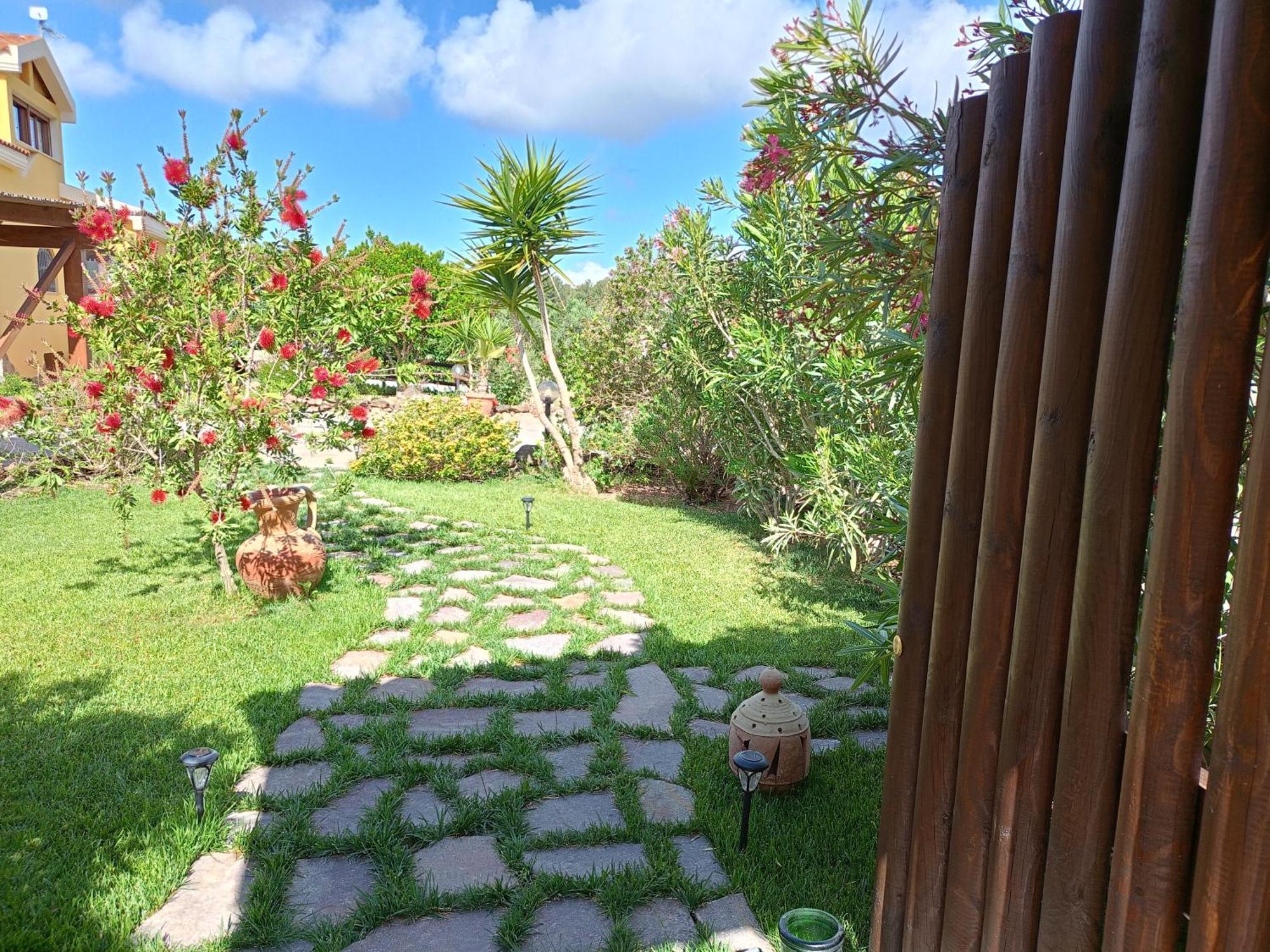 Villa Saige , Piscina Con Idromassaggio Alghero Eksteriør billede
