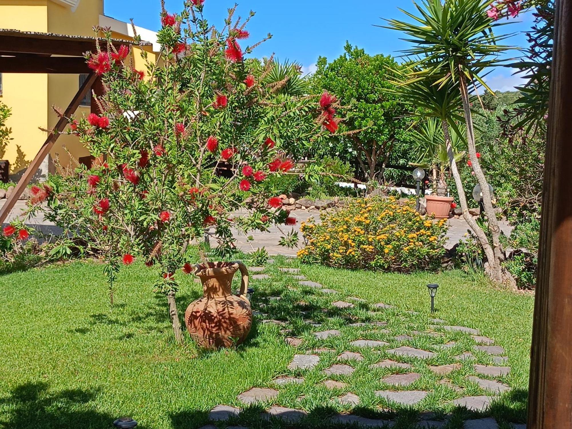 Villa Saige , Piscina Con Idromassaggio Alghero Eksteriør billede
